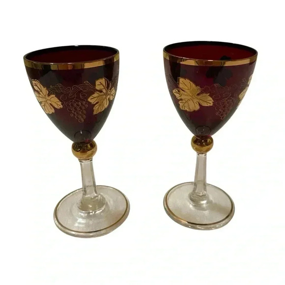 VGT Bohemian Czech Amethyst Gold Etched Ruby Glass Decanter & 2 Water Goblet - Picture 9 of 15